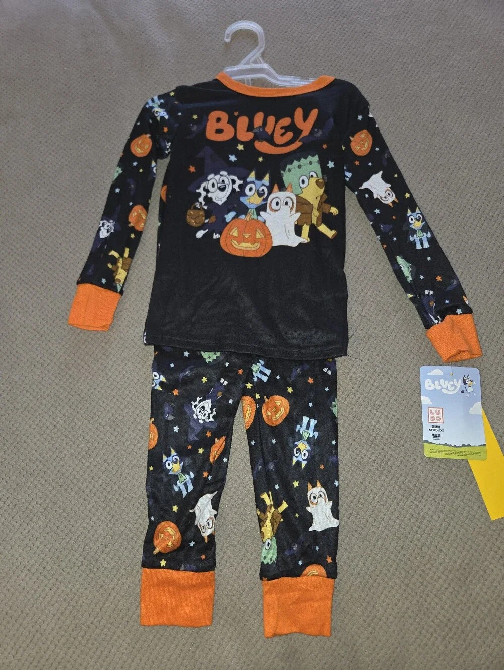 Boys 2-Piece Black & Orange Bluey Halloween Top & Pants Pajama Set Size 4